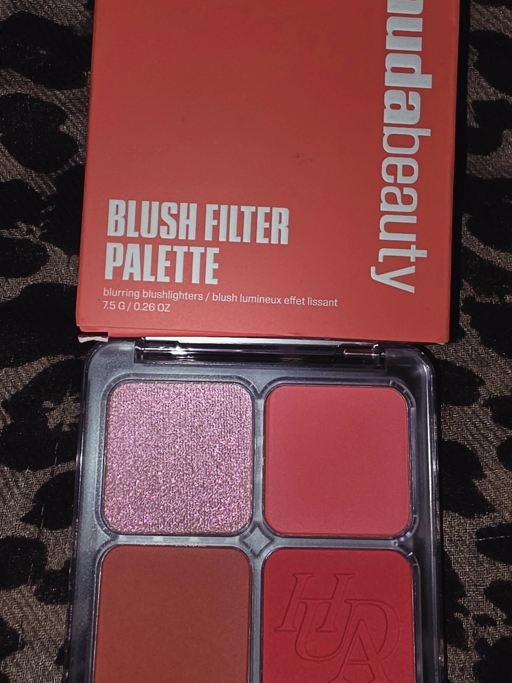 HUDA BEAUTY Blush Filter Palette — Pink, Coral, Rose, Peach